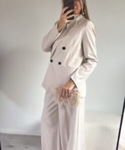 4458EDC4 59C3 47F9 88D5 C4A4C6D02DCA