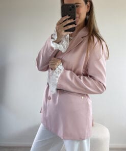 CAA6479B 6659 4540 AA35 F12195161C36