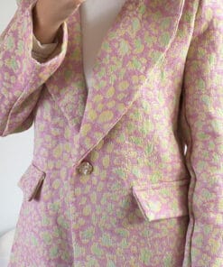 Alternative view of Blazer met speelse print en gouden knoop