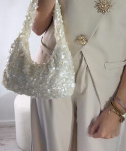 Alternative view of Witte damestas met pailletten